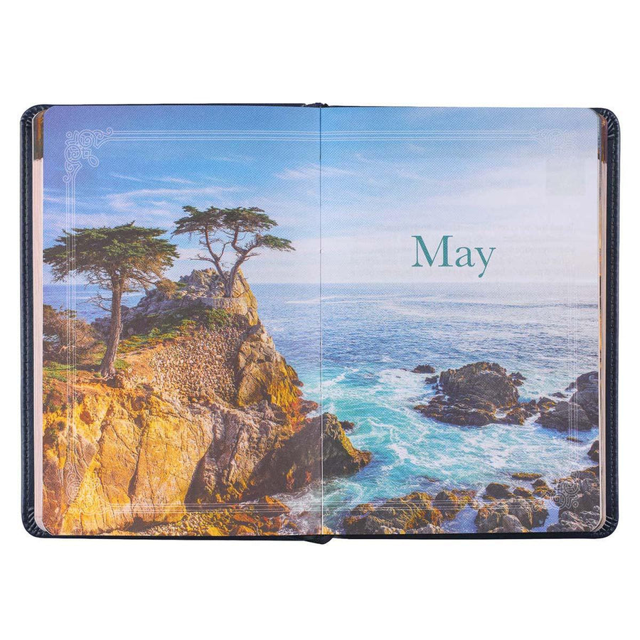 Daily Light For Men Devotional