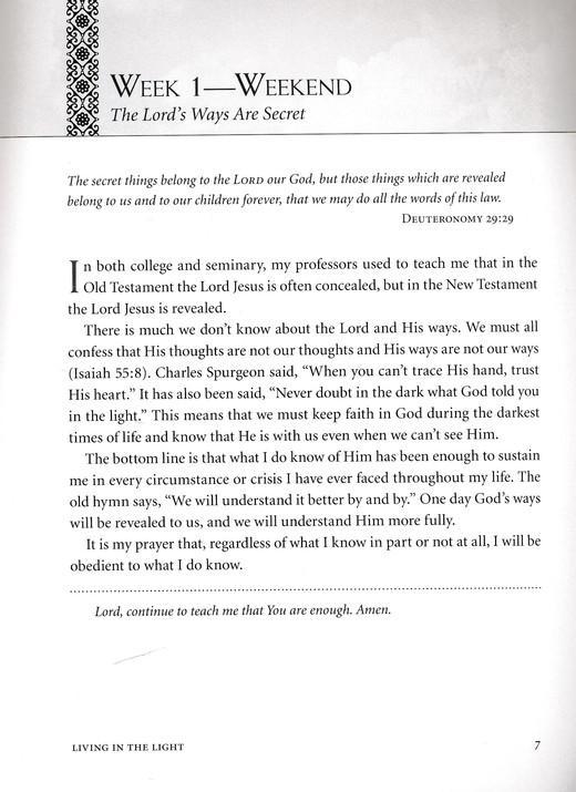 Living In The Light Devotional - Johnny Hunt