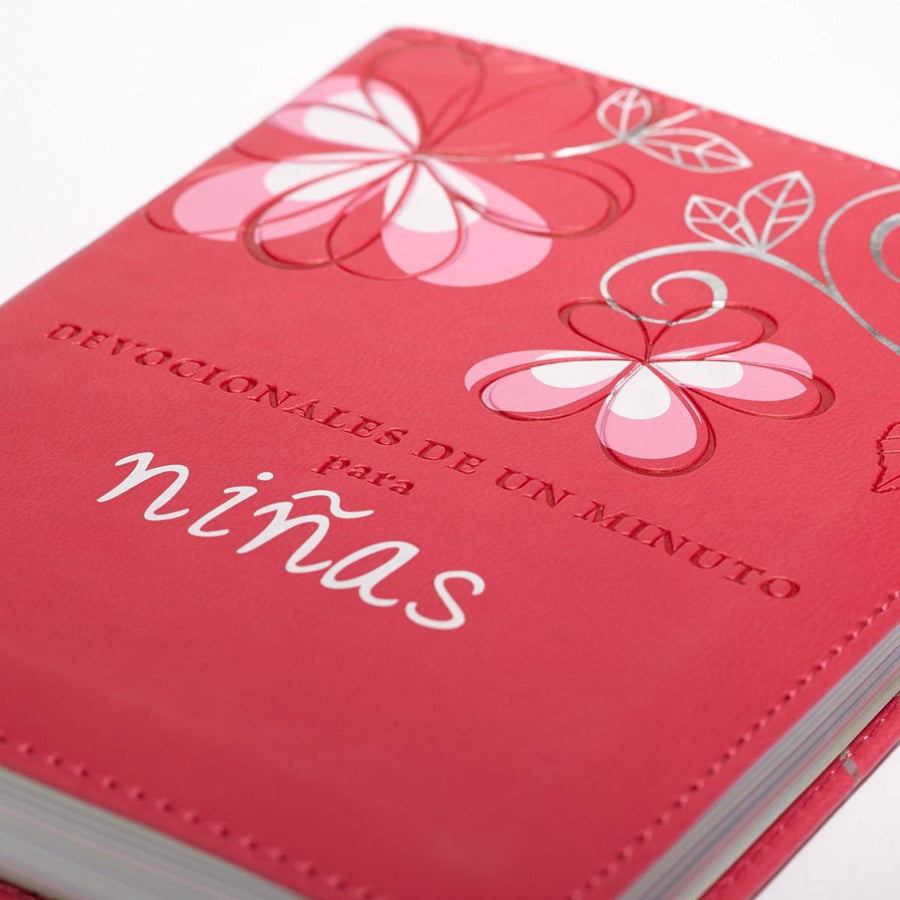 Devocionales de un minuto para niñas en símil cuero (faux leather) - Carolyn Larsen